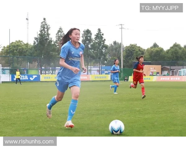 中国女子足球明星的崛起与成就探索她们如何改变足球界的未来