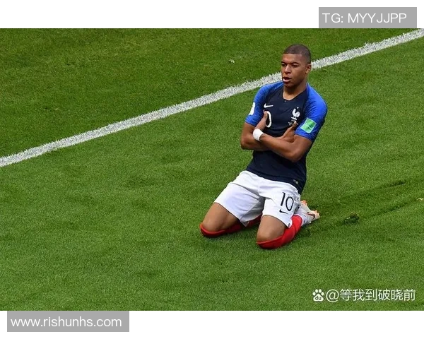 姆巴佩：从少年天才到足球巨星的辉煌传奇之路